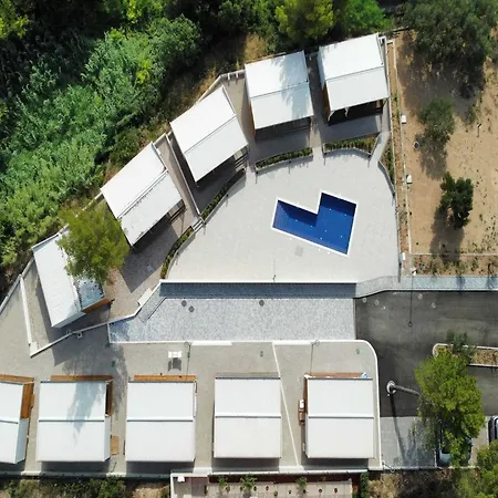 Two Bedroom Mobile בית נופש