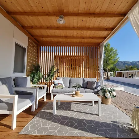 Two Bedroom Mobile אורביץ