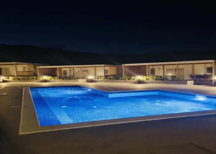 Feriehus Two Bedroom Mobile Orebić